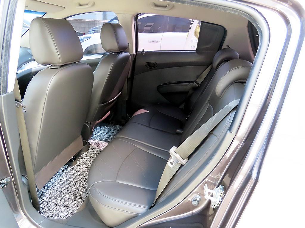 Chevrolet Spark - Vista 6