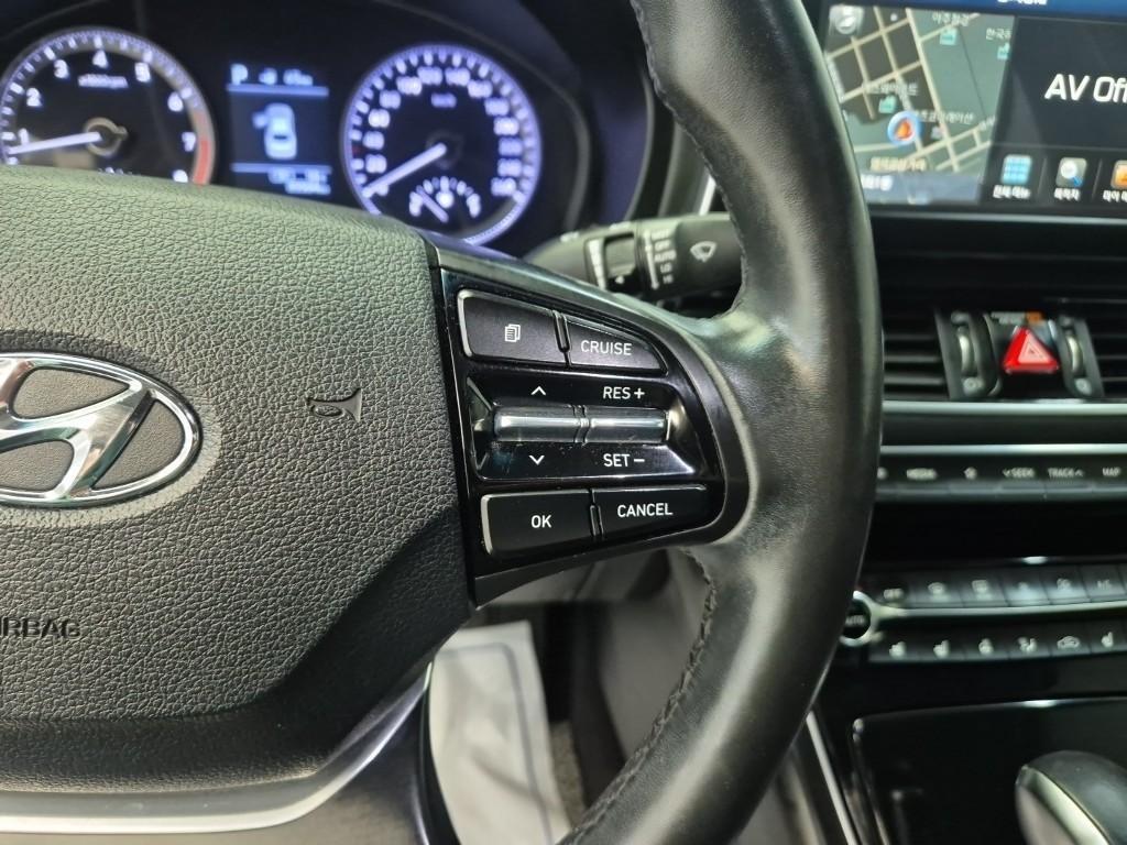 HYUNDAI Grandeur - Vista 7