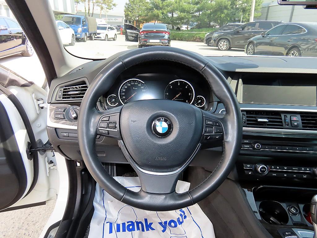 BMW 5 Series - Vista 8