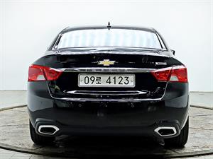 Chevrolet Impala - Vista 6