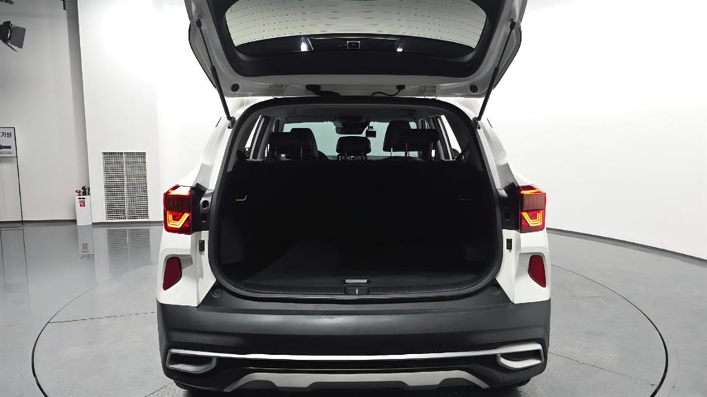 KIA Seltos - Vista 5