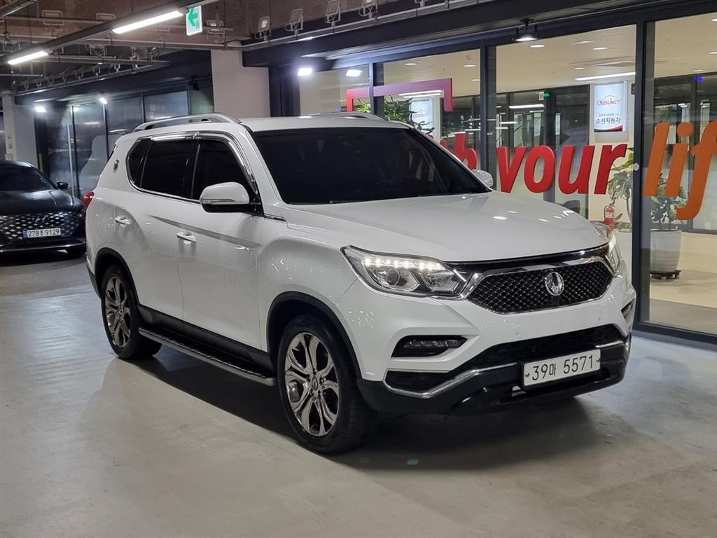 Ssangyong Rexton 2018 Blanco - Importación desde Corea - HF Imports Iquique - Foto 1