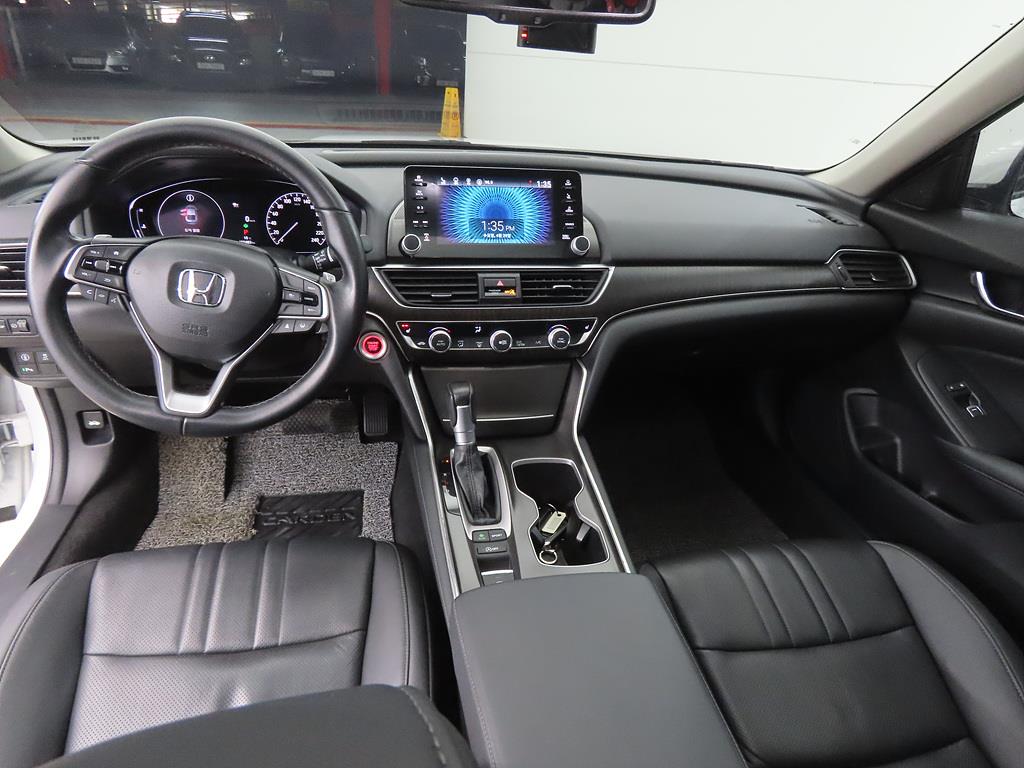 Honda Accord - Vista 7