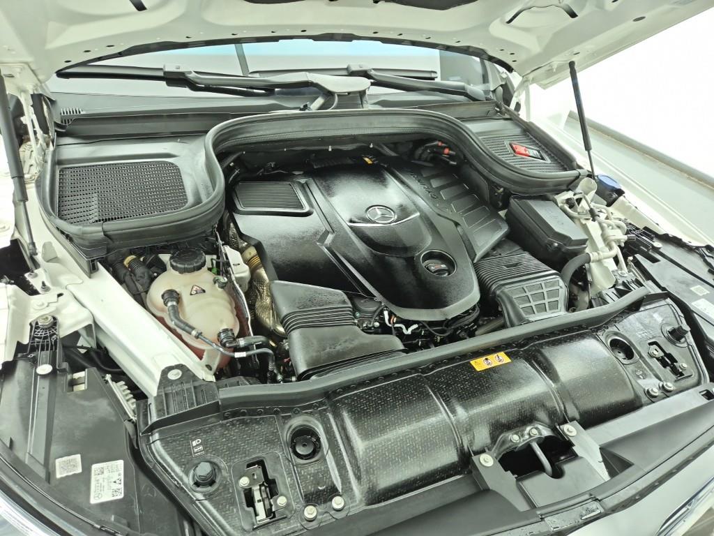Mercedes Benz GLS Class - Vista 6