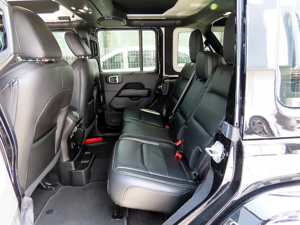Jeep Wrangler - Vista 6