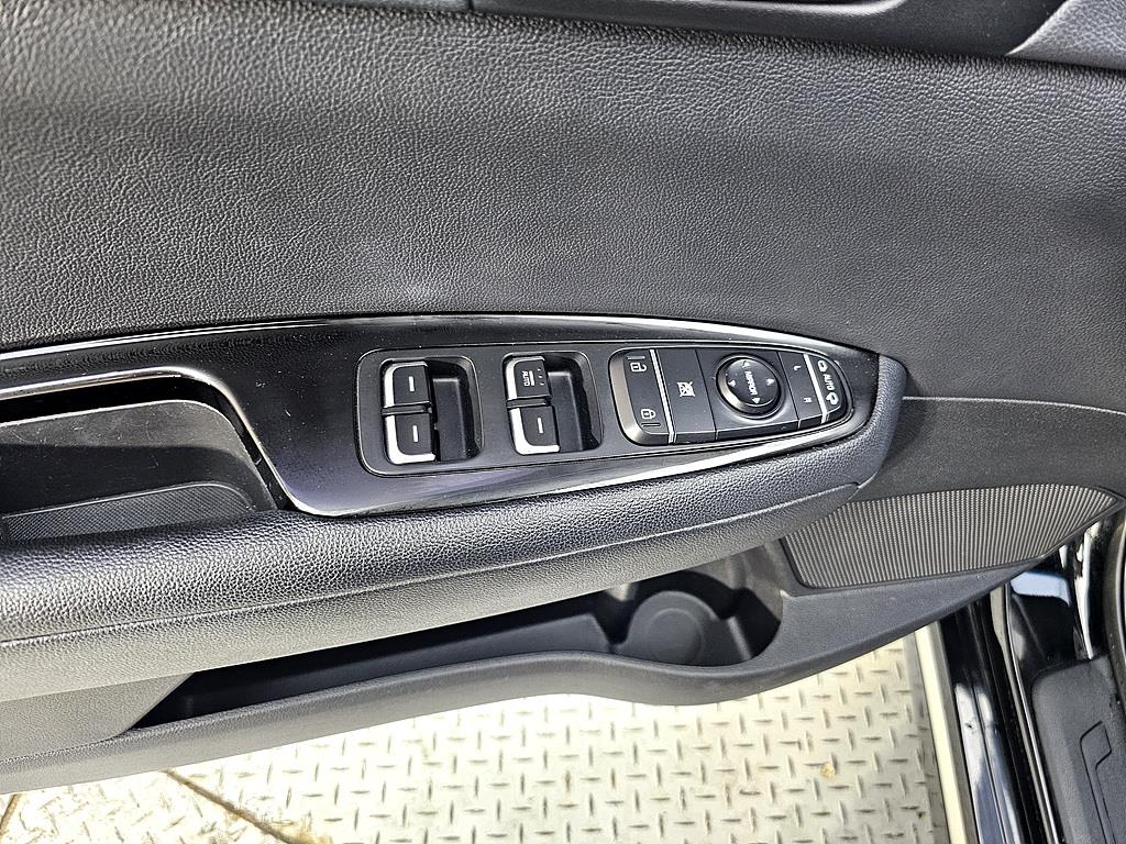 KIA K5 2016 Negro - Importación desde Corea - HF Imports Iquique - Foto 14