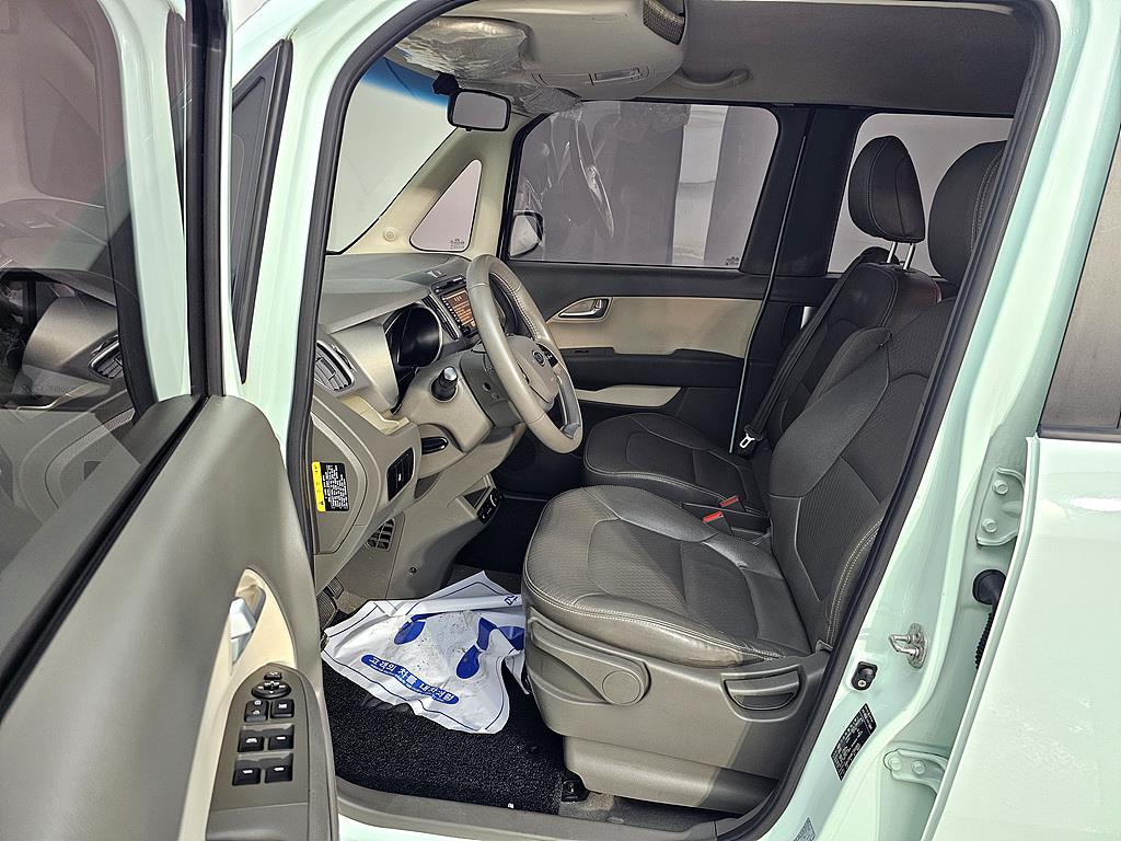KIA Ray - Vista 8
