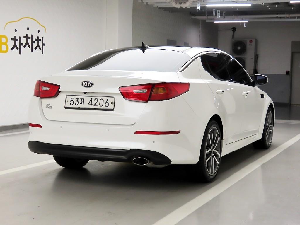 KIA K5 - Vista 3