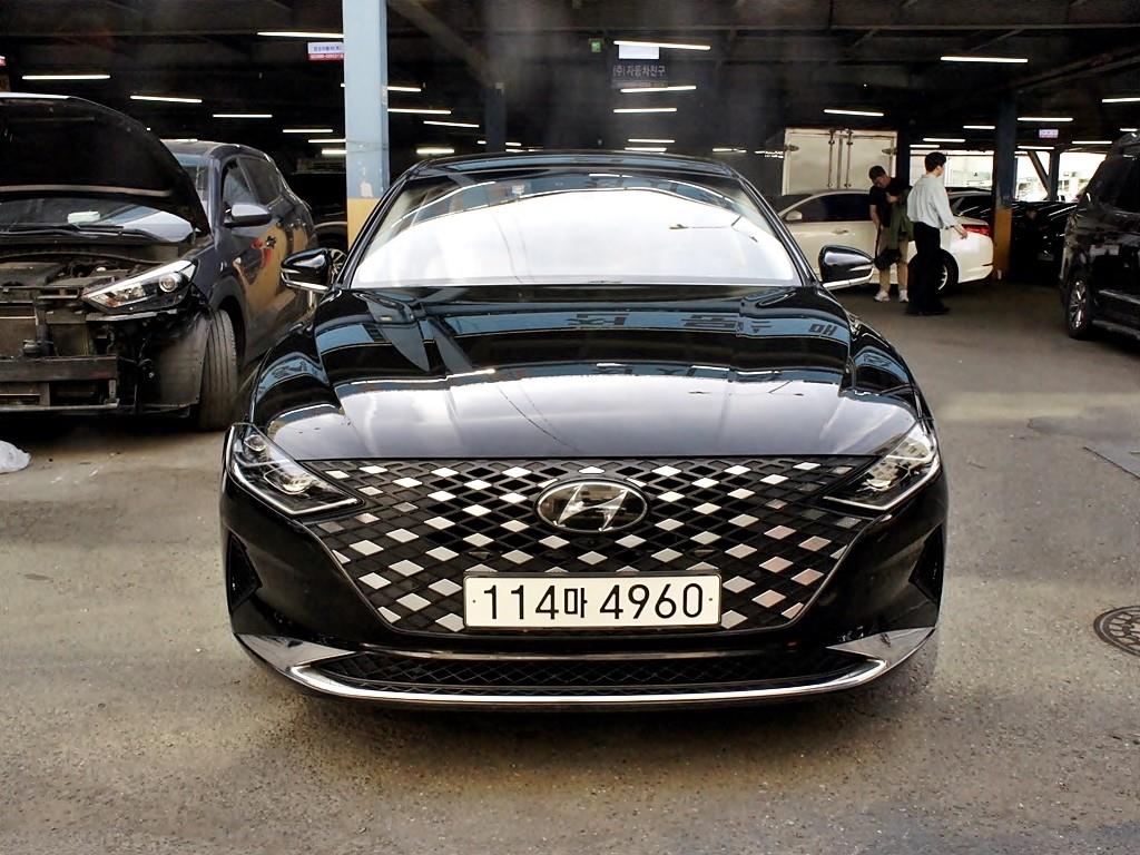 HYUNDAI Grandeur 2022 Negro - Importación desde Corea - HF Imports Iquique - Foto 1