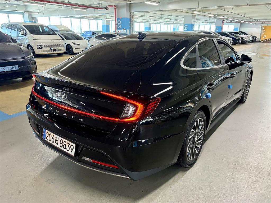 HYUNDAI Sonata - Vista 5