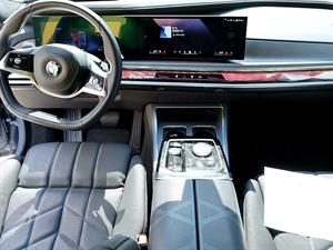 BMW 7 Series - Vista 10