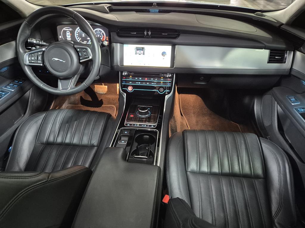 Jaguar XF 2019 Blanco - Importación desde Corea - HF Imports Iquique - Foto 15