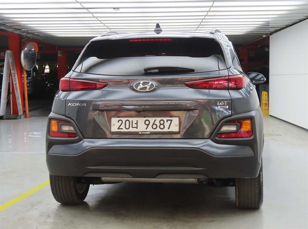 HYUNDAI Kona - Vista 3