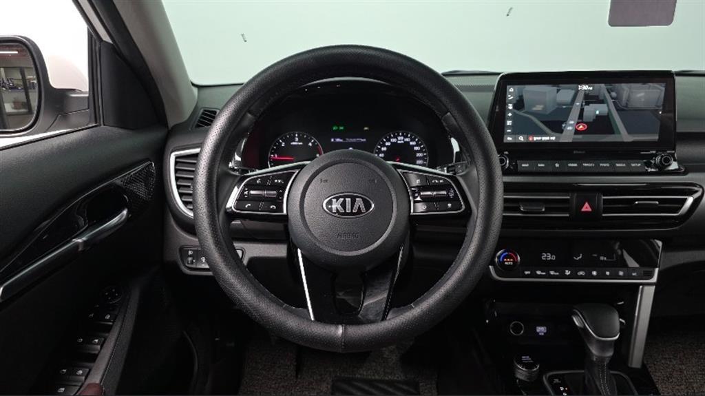 KIA Seltos - Vista 12