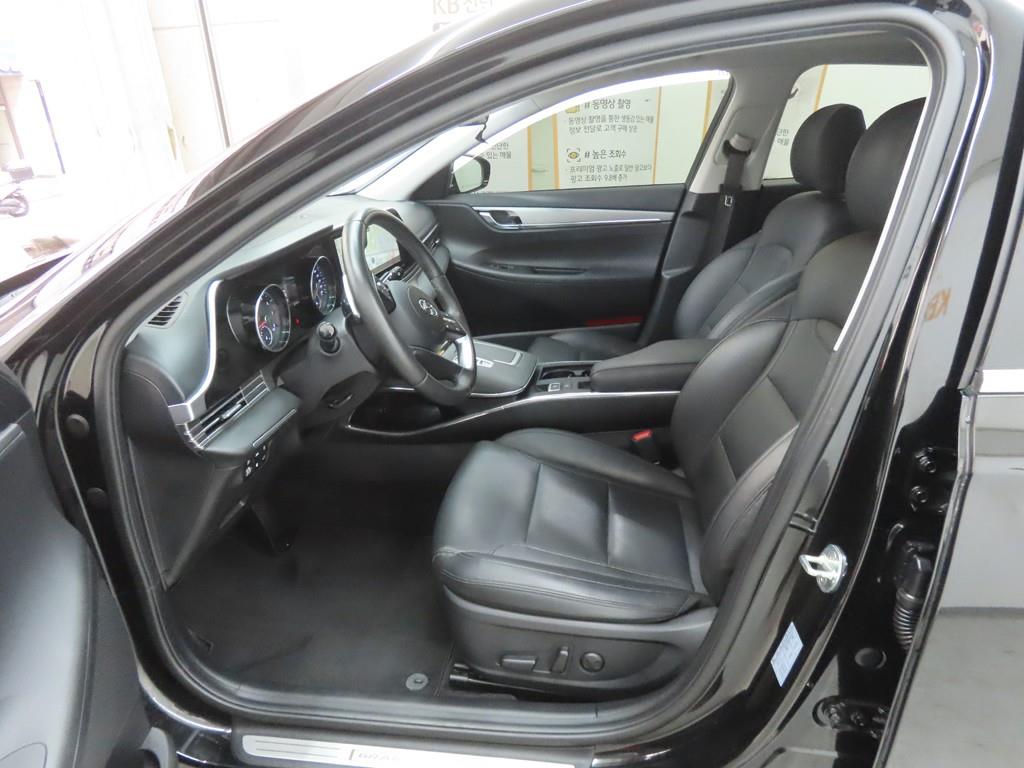 HYUNDAI Grandeur - Vista 5