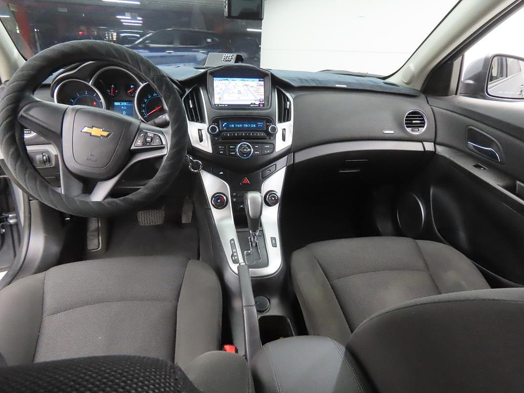 Chevrolet Cruise - Vista 7