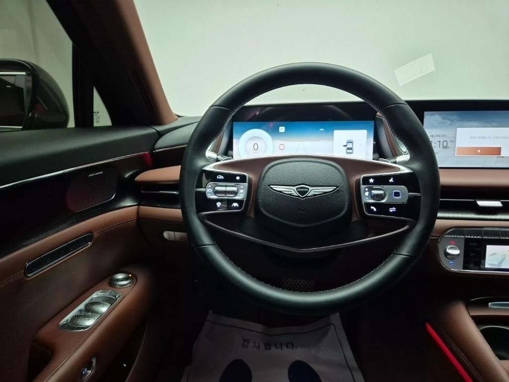 Genesis G90 - Vista 9