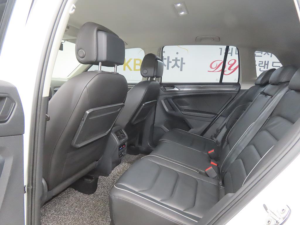 Volkswagen Tiguan - Vista 6