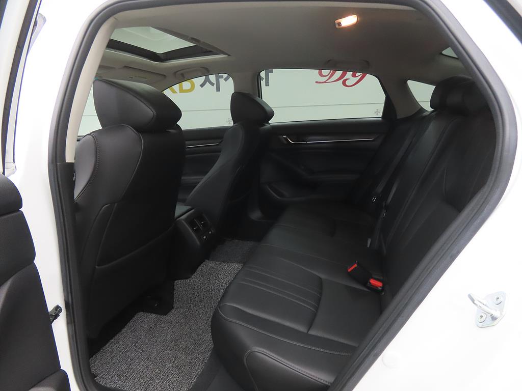 Honda Accord - Vista 6