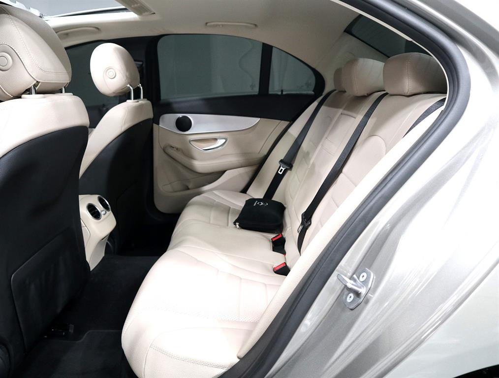 Mercedes Benz C Class - Vista 10