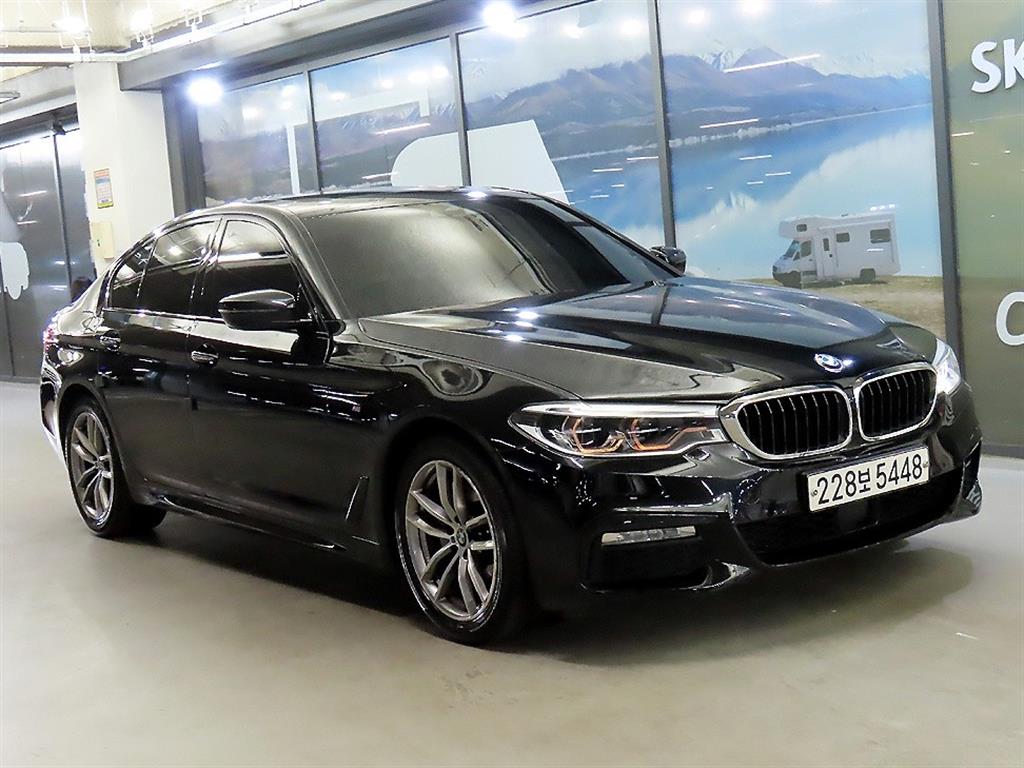 BMW 5 Series 2017 Negro - Importación desde Corea - HF Imports Iquique - Foto 1