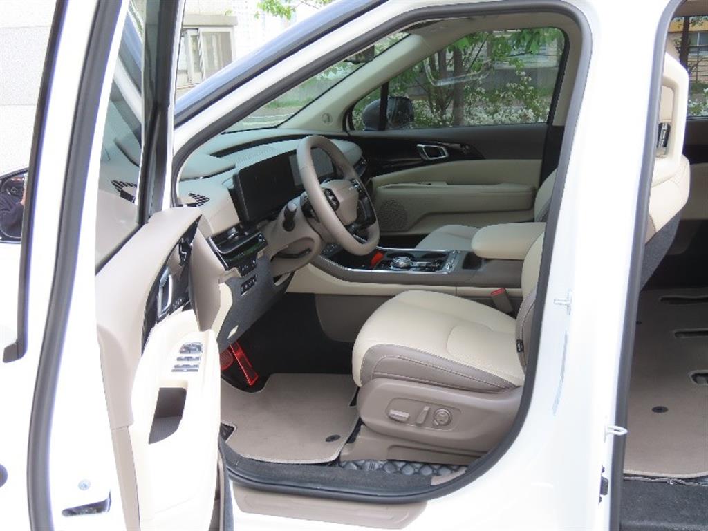KIA Carnival 2025 Blanco - Importación desde Corea - HF Imports Iquique - Foto 13