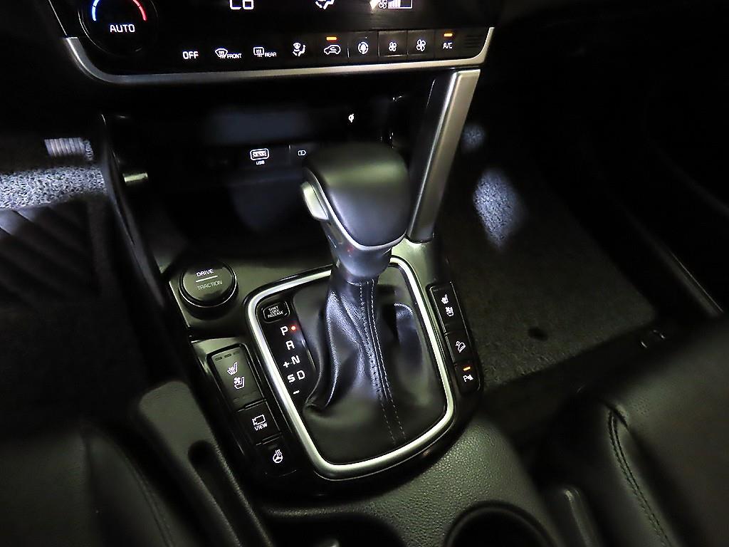 KIA Seltos - Vista 12