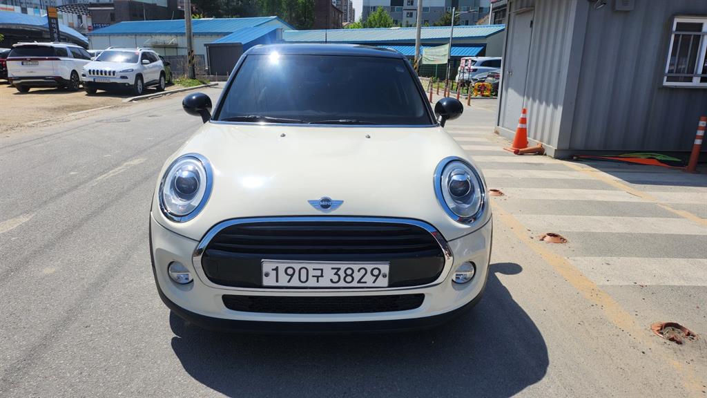 Mini Cooper - Vista 2