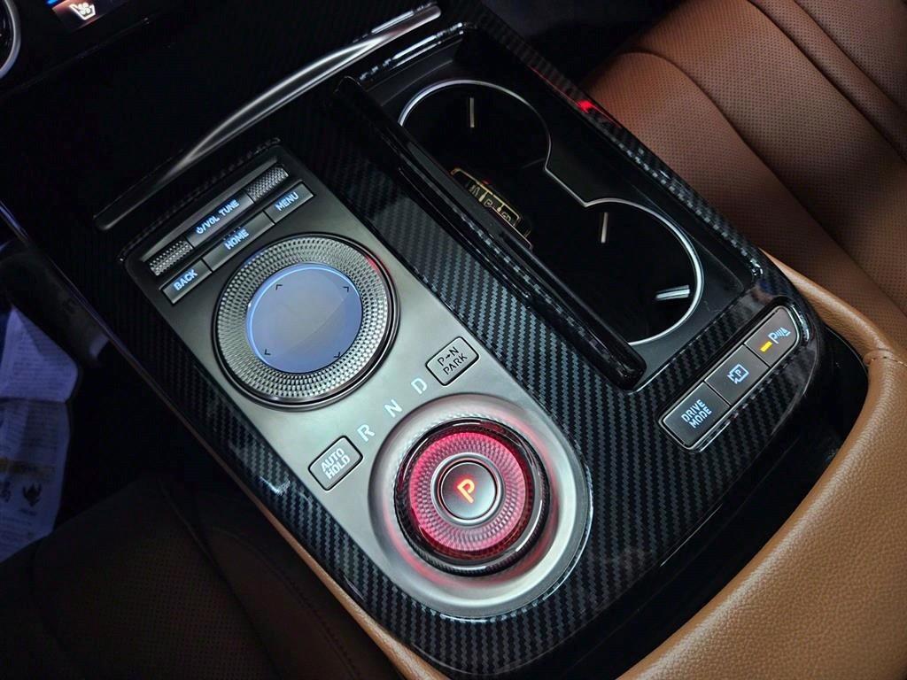 Genesis G80 - Vista 7
