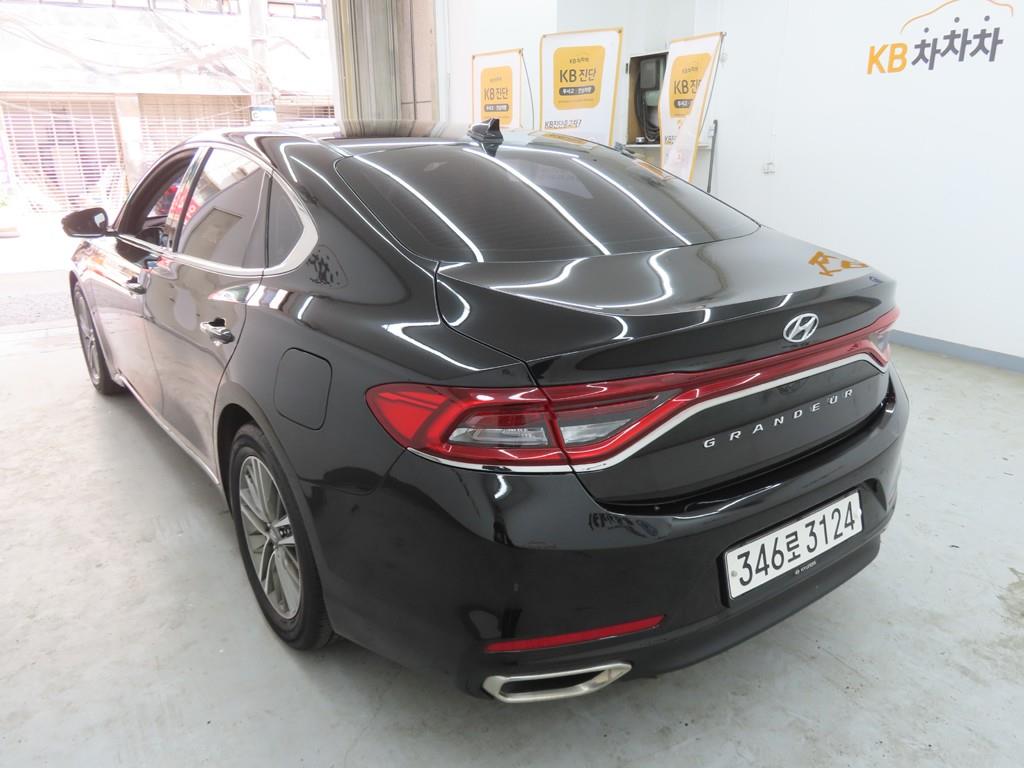 HYUNDAI Grandeur - Vista 4