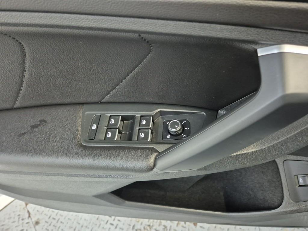 Volkswagen Tiguan 2022 Blanco - Importación desde Corea - HF Imports Iquique - Foto 17