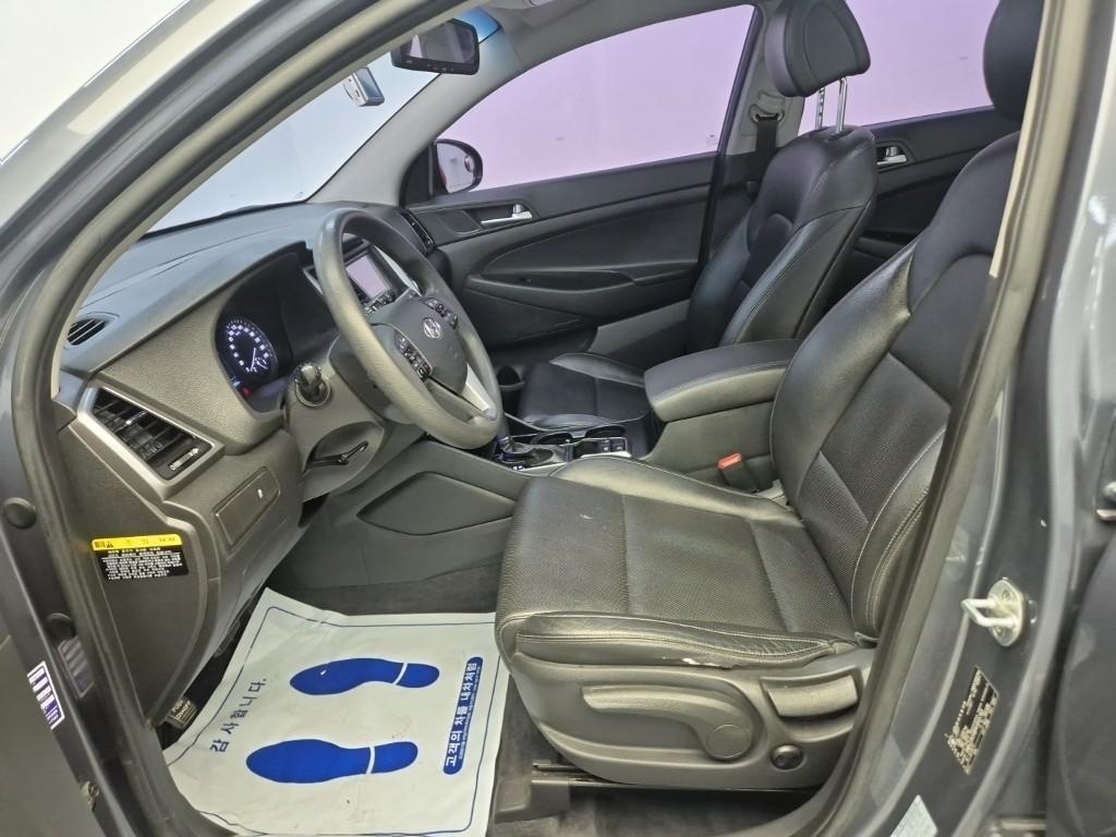 HYUNDAI Tucson - Vista 11