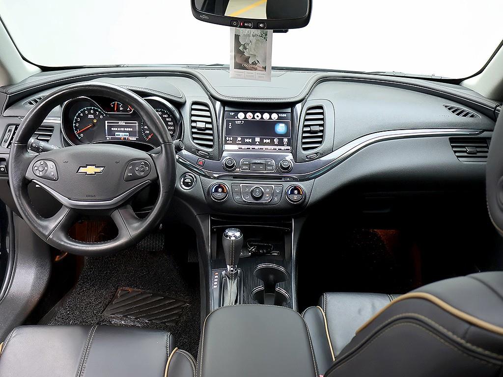 Chevrolet Impala - Vista 9