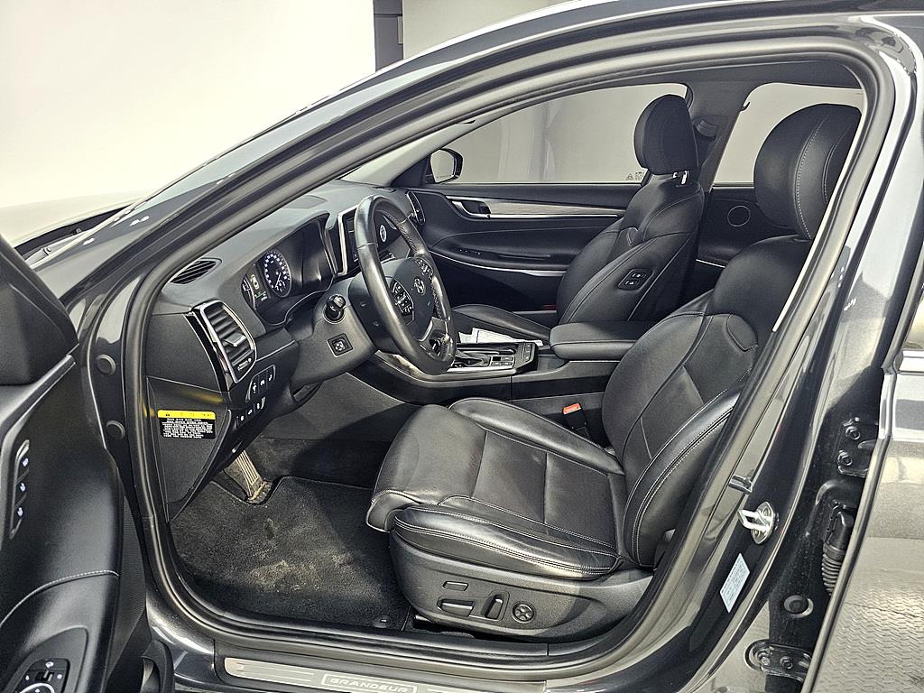 HYUNDAI Grandeur - Vista 8