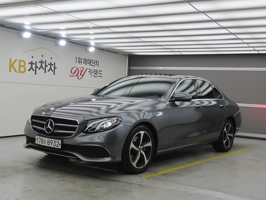 Mercedes Benz E class 2020 Gris - Importación desde Corea - HF Imports Iquique - Foto 1