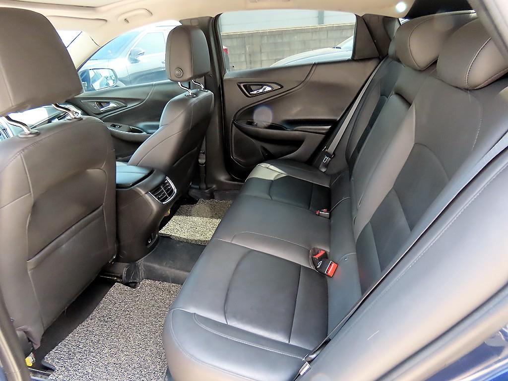 Chevrolet Malibu - Vista 6