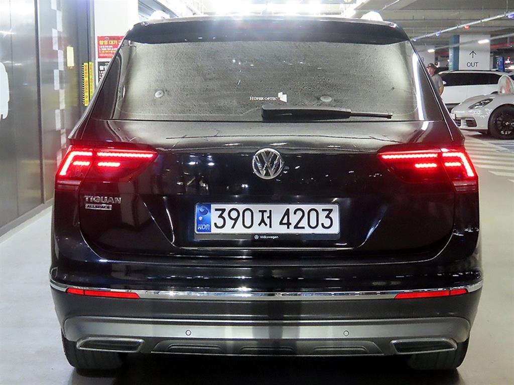 Volkswagen Tiguan - Vista 5