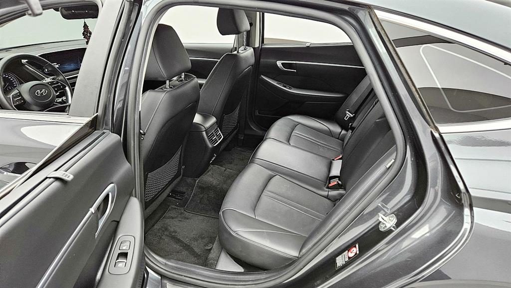 HYUNDAI Sonata - Vista 8