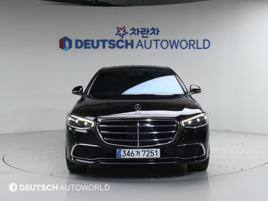 Mercedes Benz S Class - Vista 3