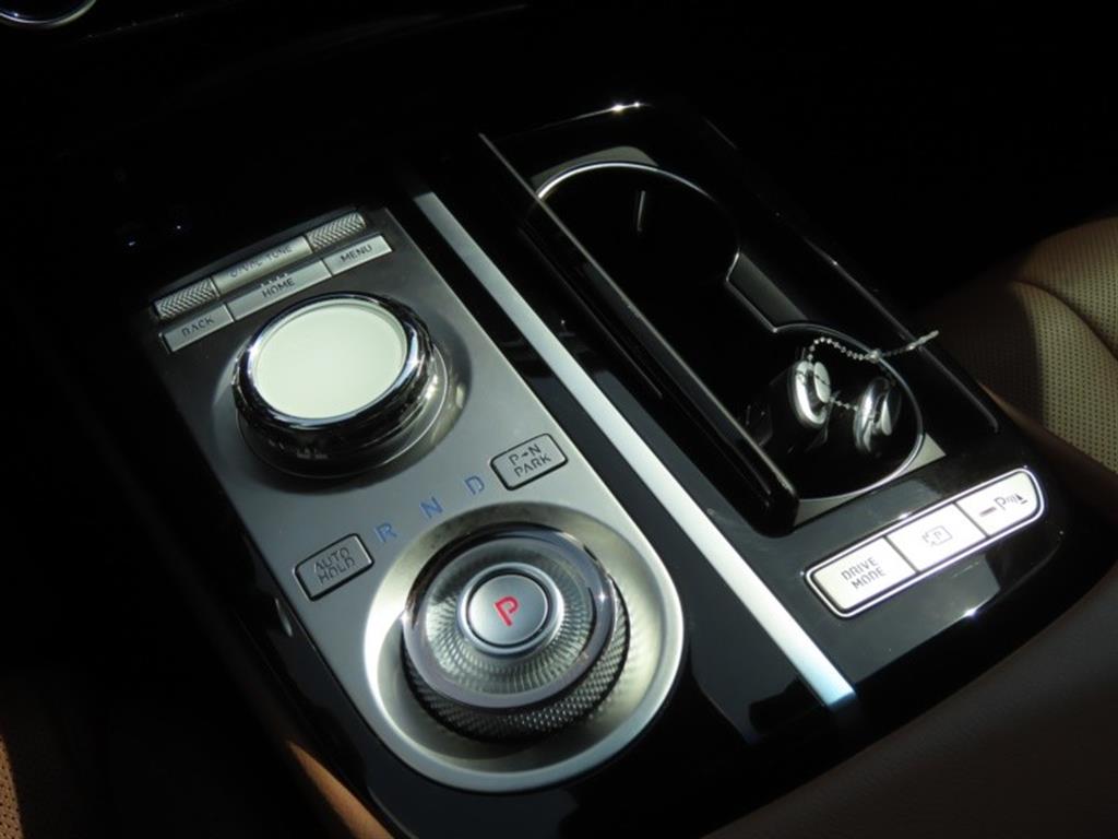Genesis G80 - Vista 11