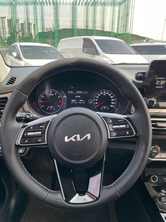 KIA Seltos - Vista 6