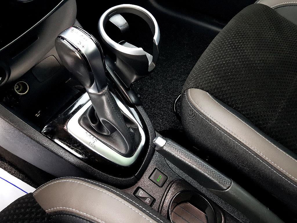 SAMSUNG Clio 2018 Negro - Importación desde Corea - HF Imports Iquique - Foto 14