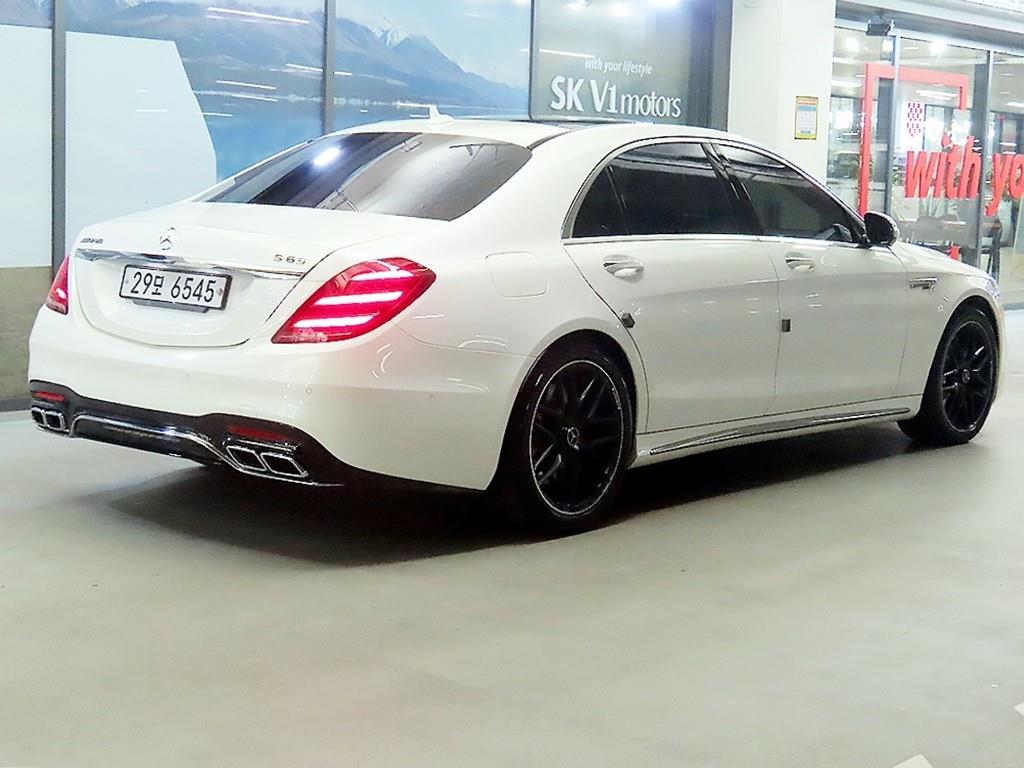 Mercedes Benz S Class - Vista 4