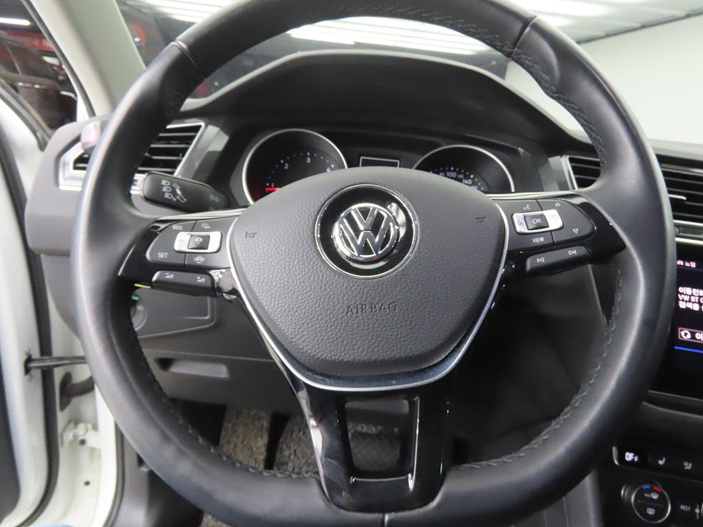 Volkswagen Tiguan - Vista 8