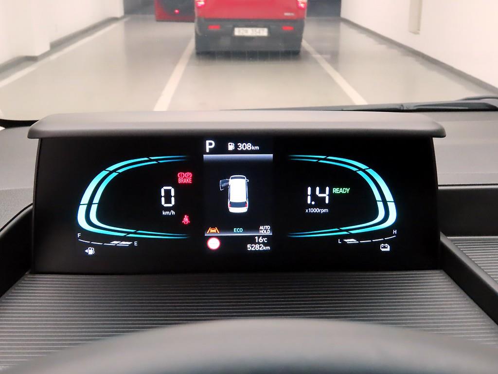 HYUNDAI Staria - Vista 5