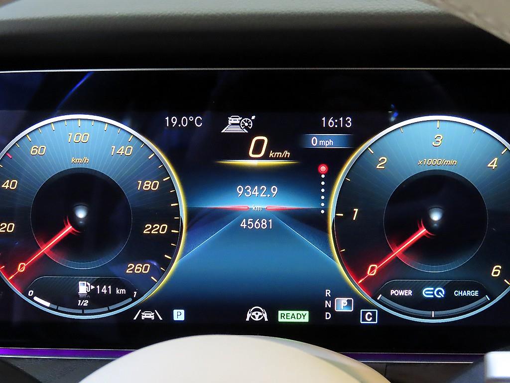 Mercedes Benz CLS Class - Vista 9