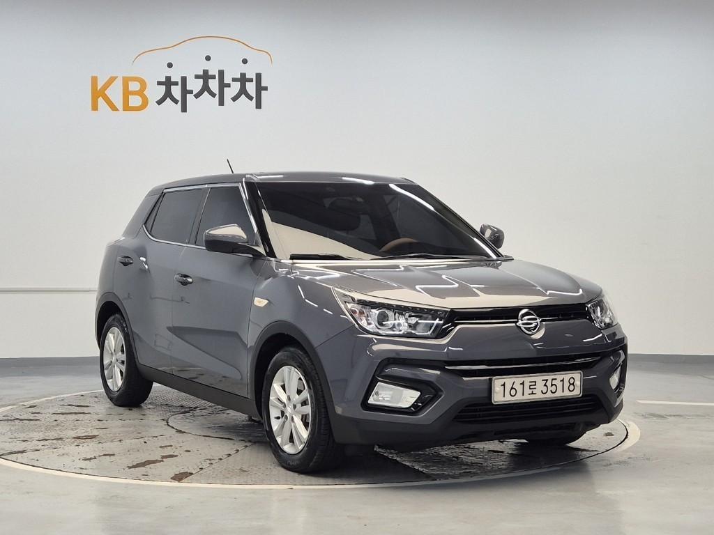 Ssangyong Tivoli - Vista 2