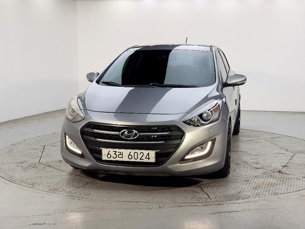 HYUNDAI i30 - Vista 2