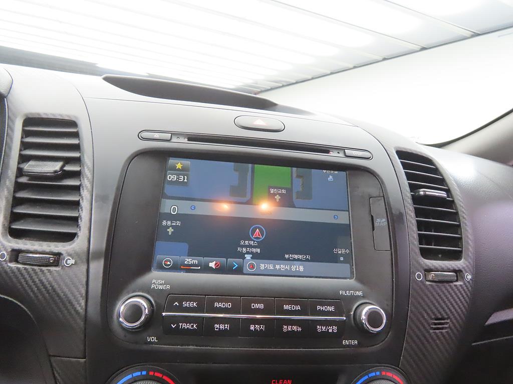 KIA K3 2015 Negro - Importación desde Corea - HF Imports Iquique - Foto 13