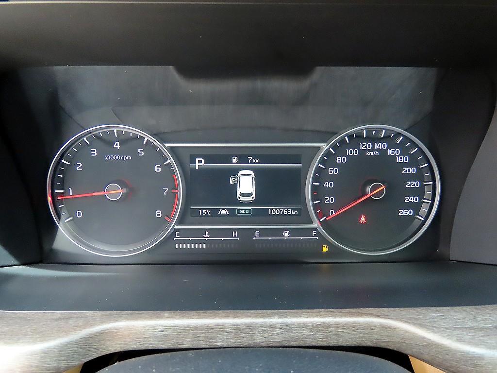 KIA Sorento - Vista 9